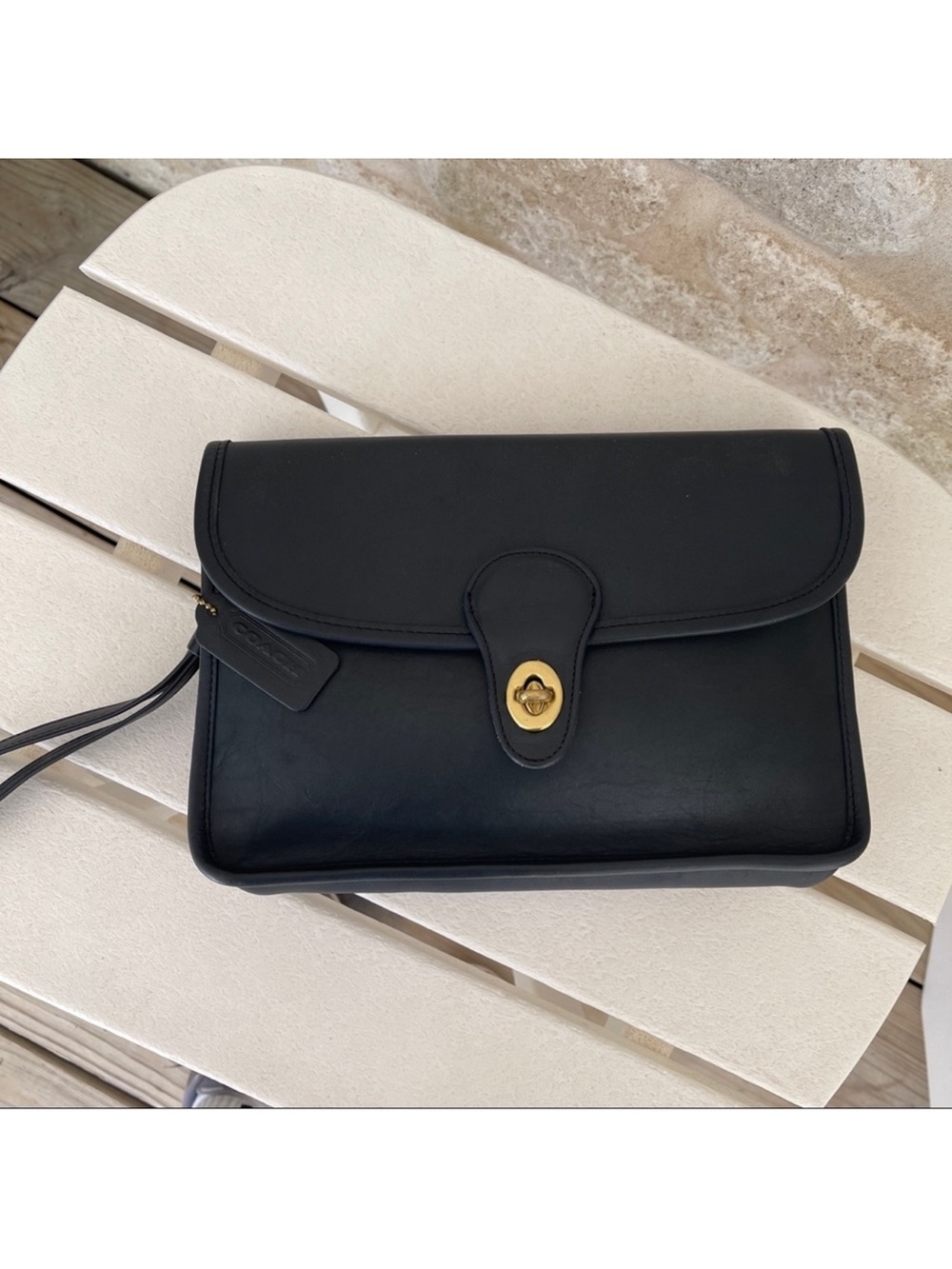 Vintage Navy Coach Leather Turnlock Wristlet